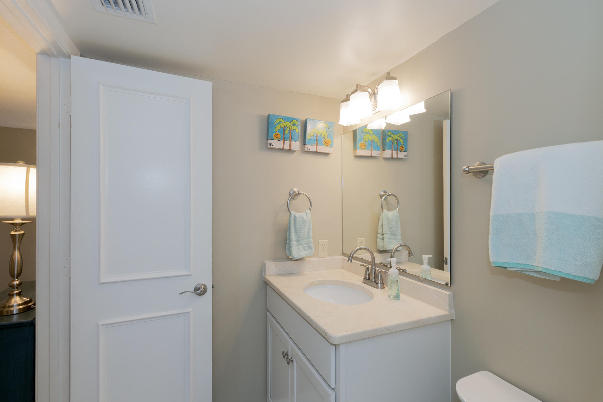 MAINSAIL CONDO PH 5 - Residential