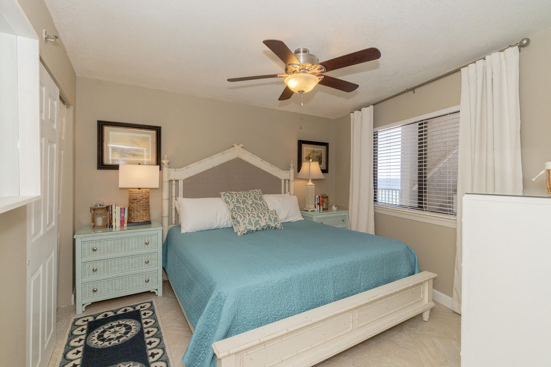 MAINSAIL CONDO PH 5 - Residential