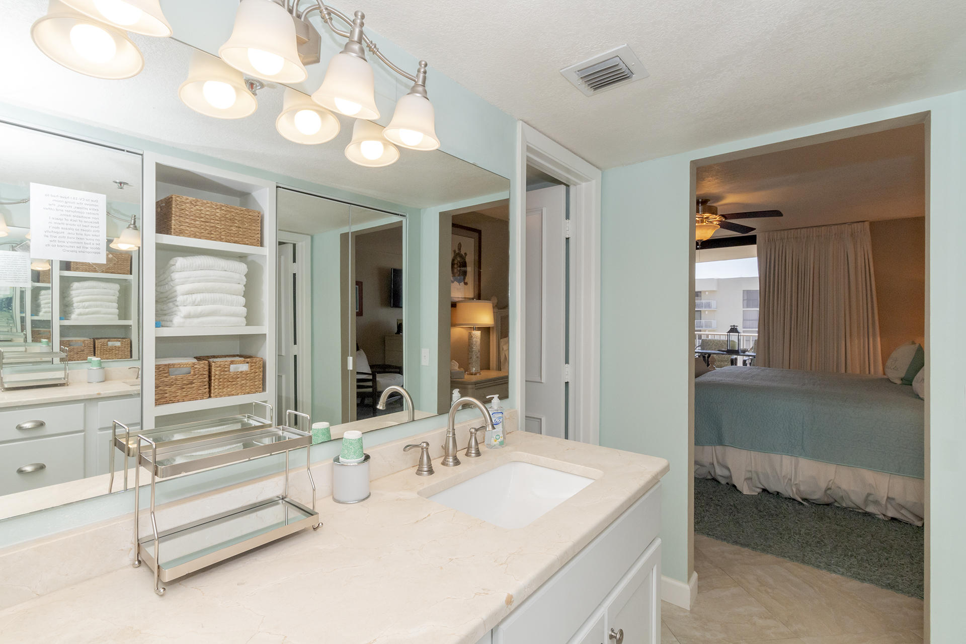 MAINSAIL CONDO PH 5 - Residential