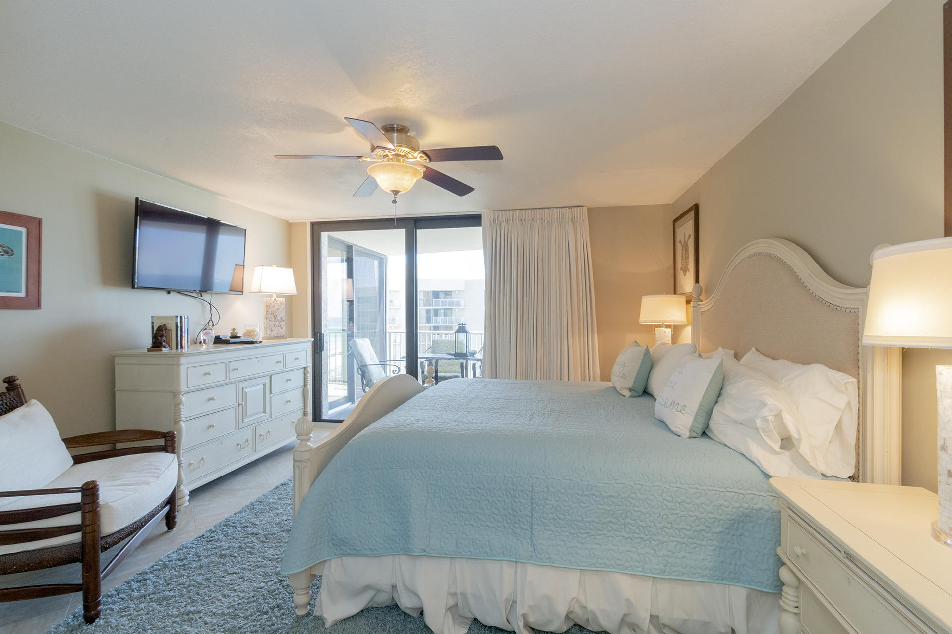 MAINSAIL CONDO PH 5 - Residential