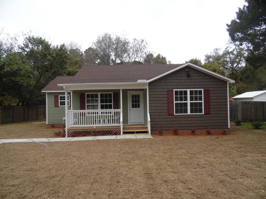 Charming home in DeFuniak Springs.This new construction features a tray ceiling in the living room that is a great compliment as you walk in the home. A open kitchen with custom cabinets and laminate wood grain flooring makes this home feel very spacious. With plush carpet in the bedrooms and common areas. It also have vinyl siding and 30 year dimensional shingle roof. Pex plumbing and 14 seer HVAC system. Don't miss this opportunity to purchase a brand new home at a great price. Call for more information!