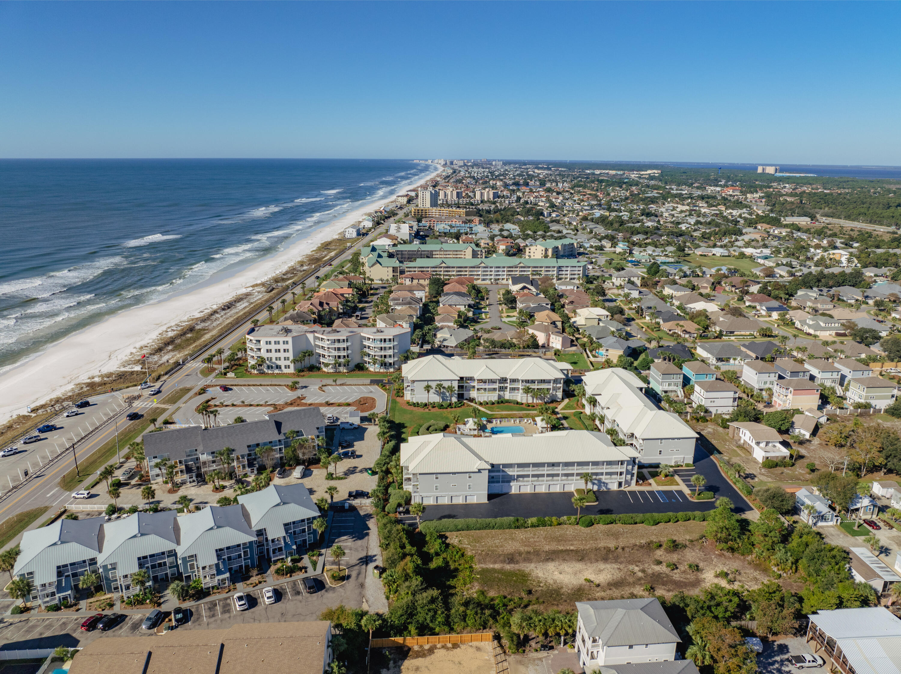 PAVILION PALMS - Residential