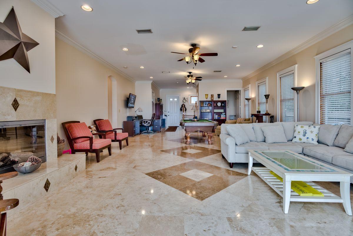 BAY PINE SHORES - Residential