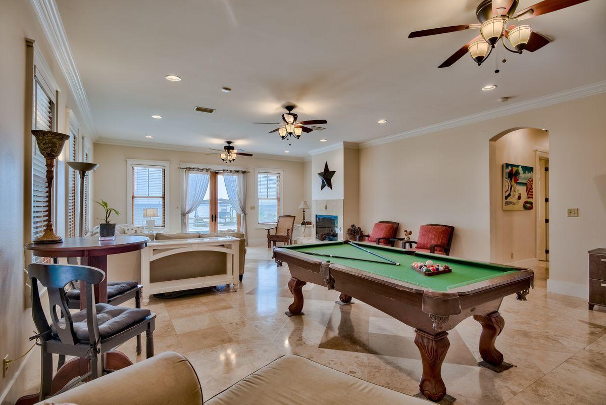 BAY PINE SHORES - Residential