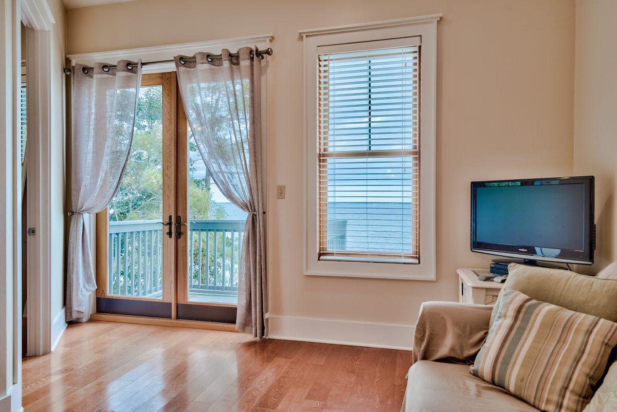 BAY PINE SHORES - Residential