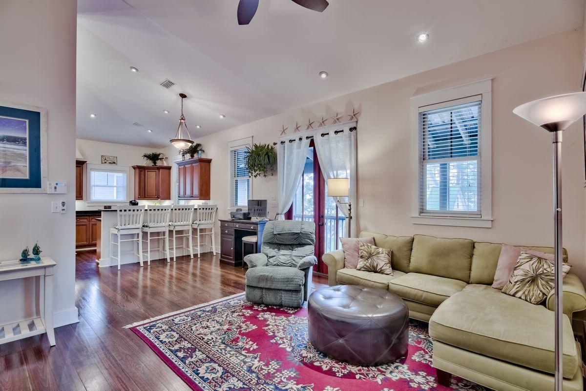 BAY PINE SHORES - Residential