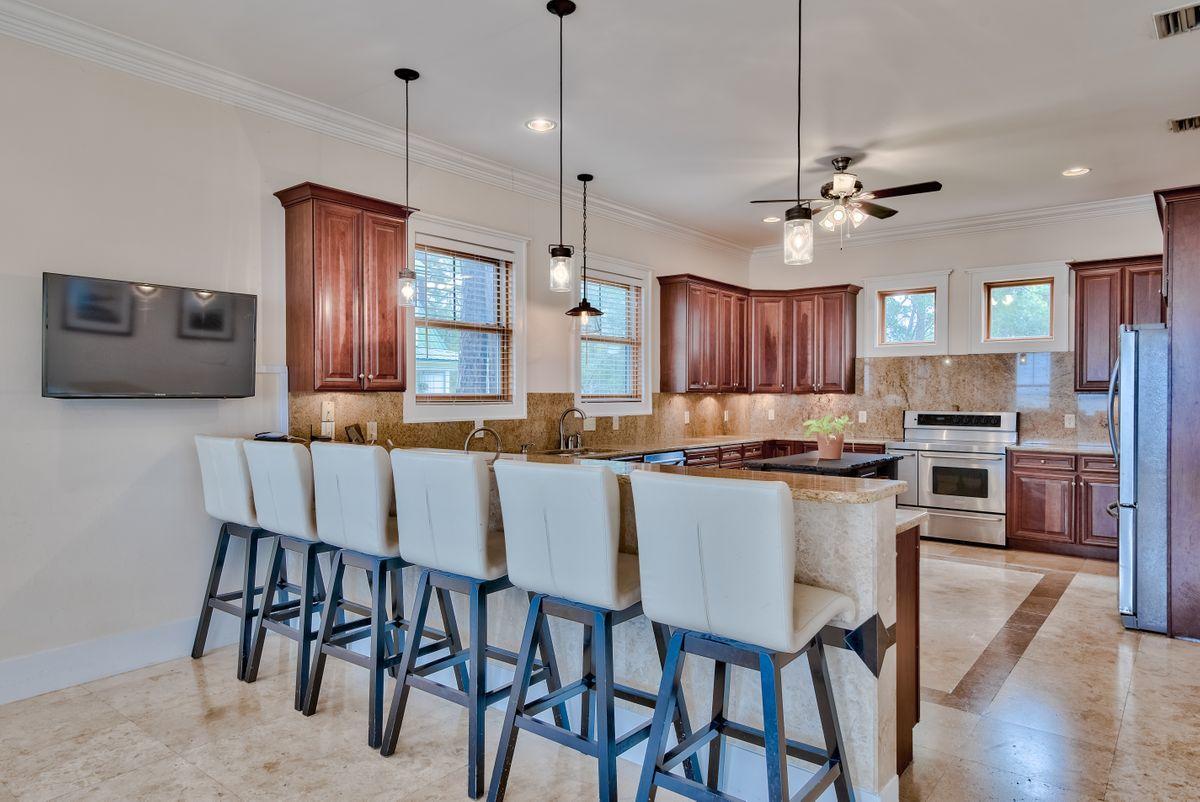 BAY PINE SHORES - Residential