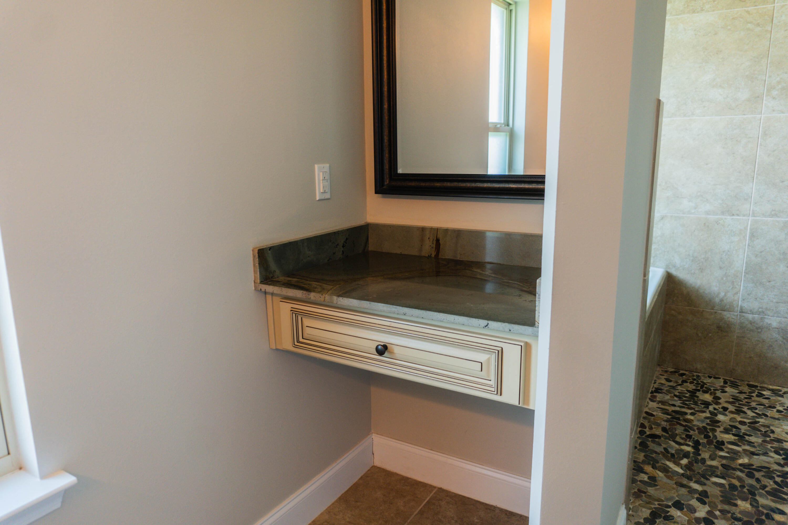 CHANAN ESTATES 1ST ADDN - Residential Lease