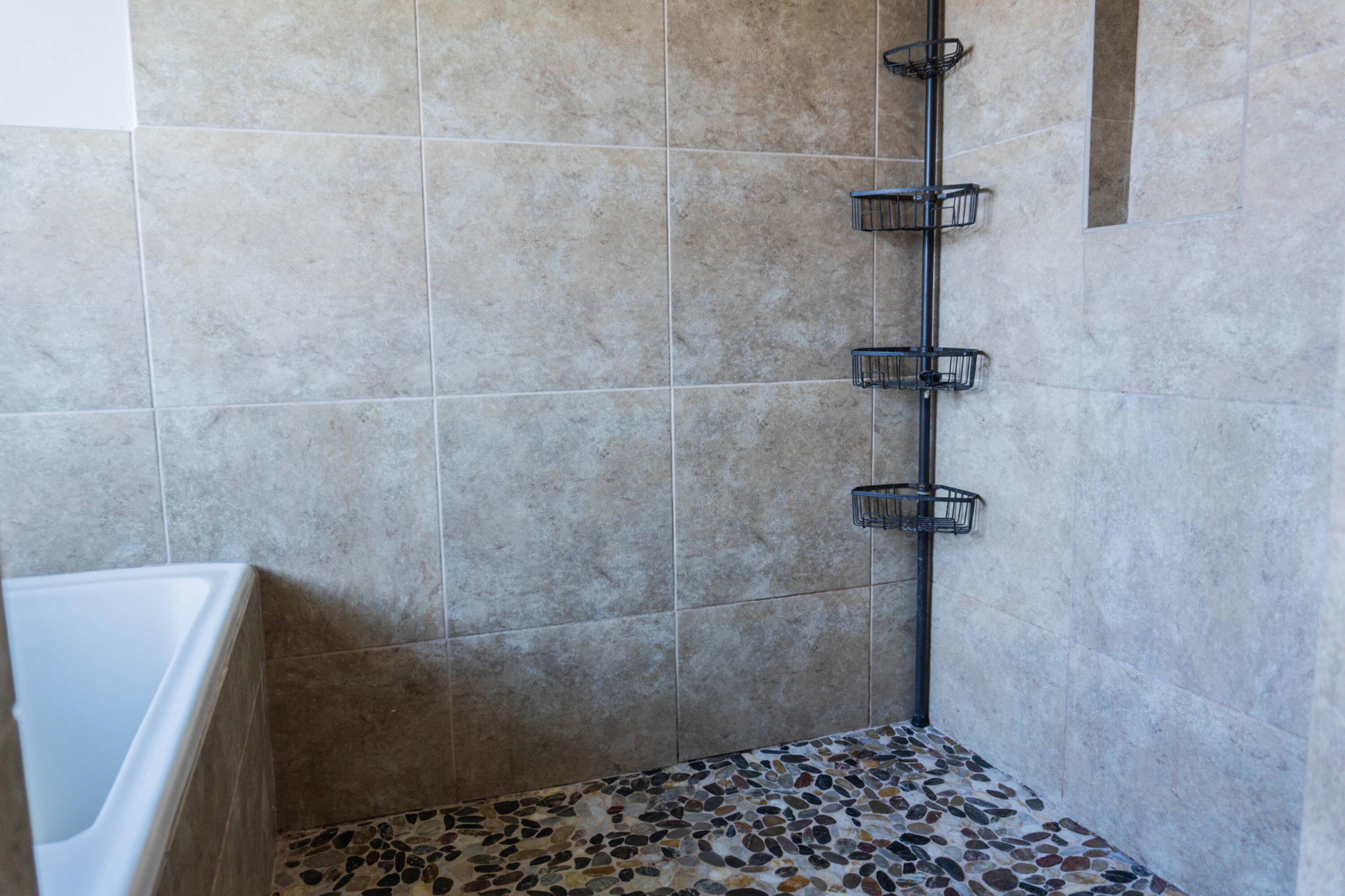 CHANAN ESTATES 1ST ADDN - Residential Lease