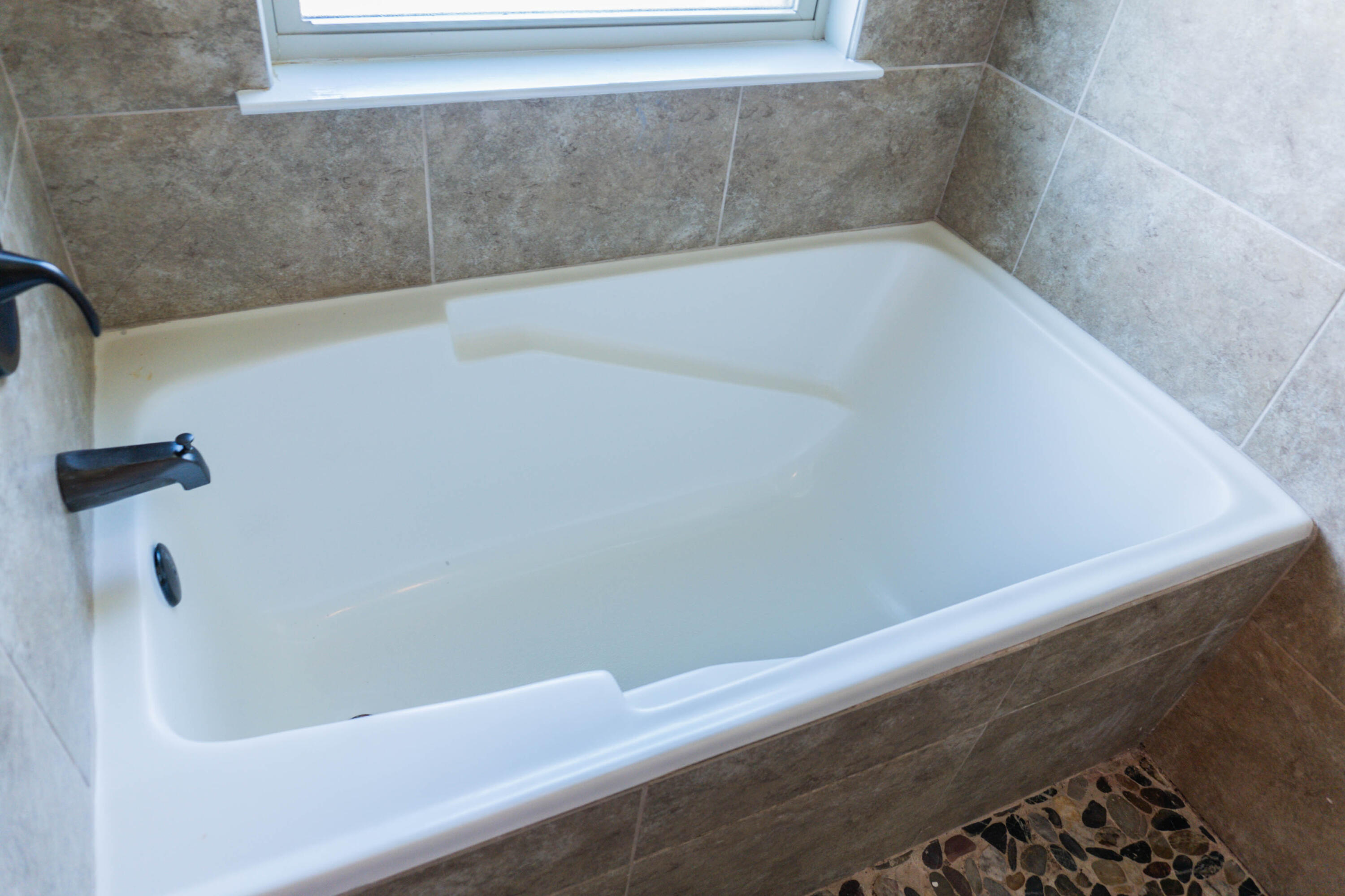 CHANAN ESTATES 1ST ADDN - Residential Lease