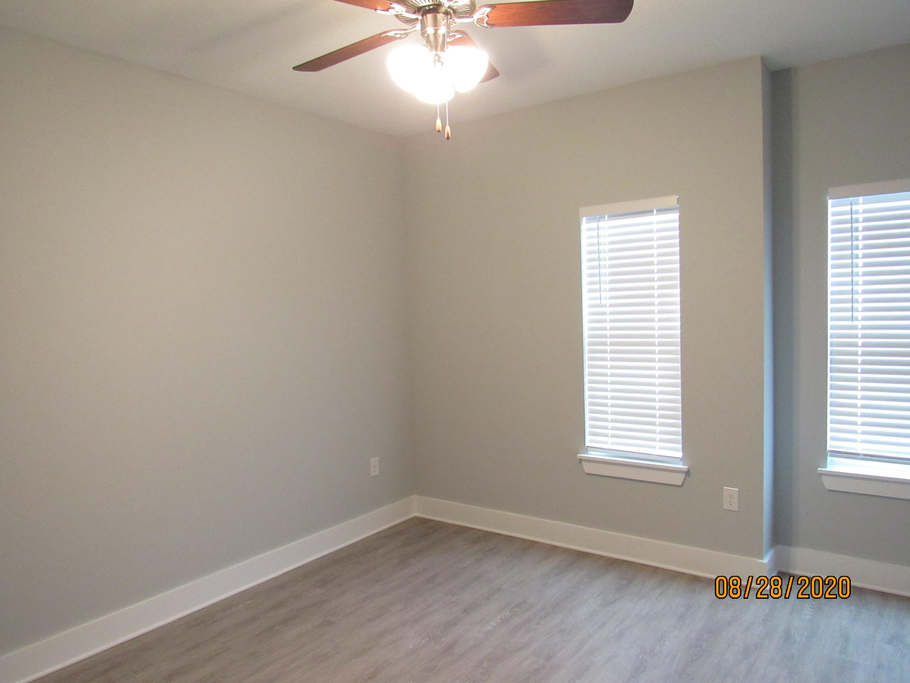 VERANDAS AT FREEPORT - Residential Lease