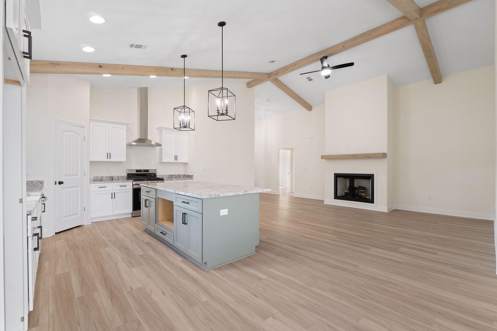 NAVARRE S/D 1ST ADDN - Residential