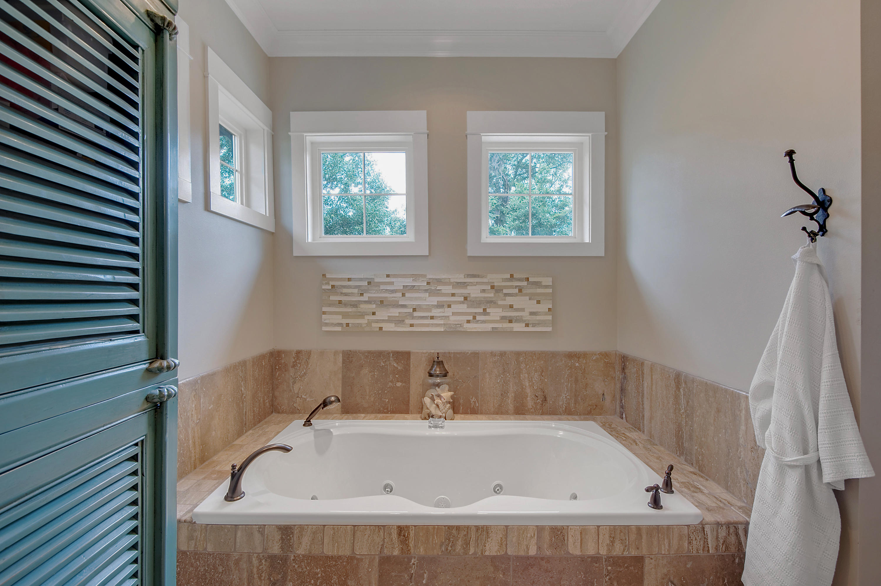 Black Water Bay - Residential