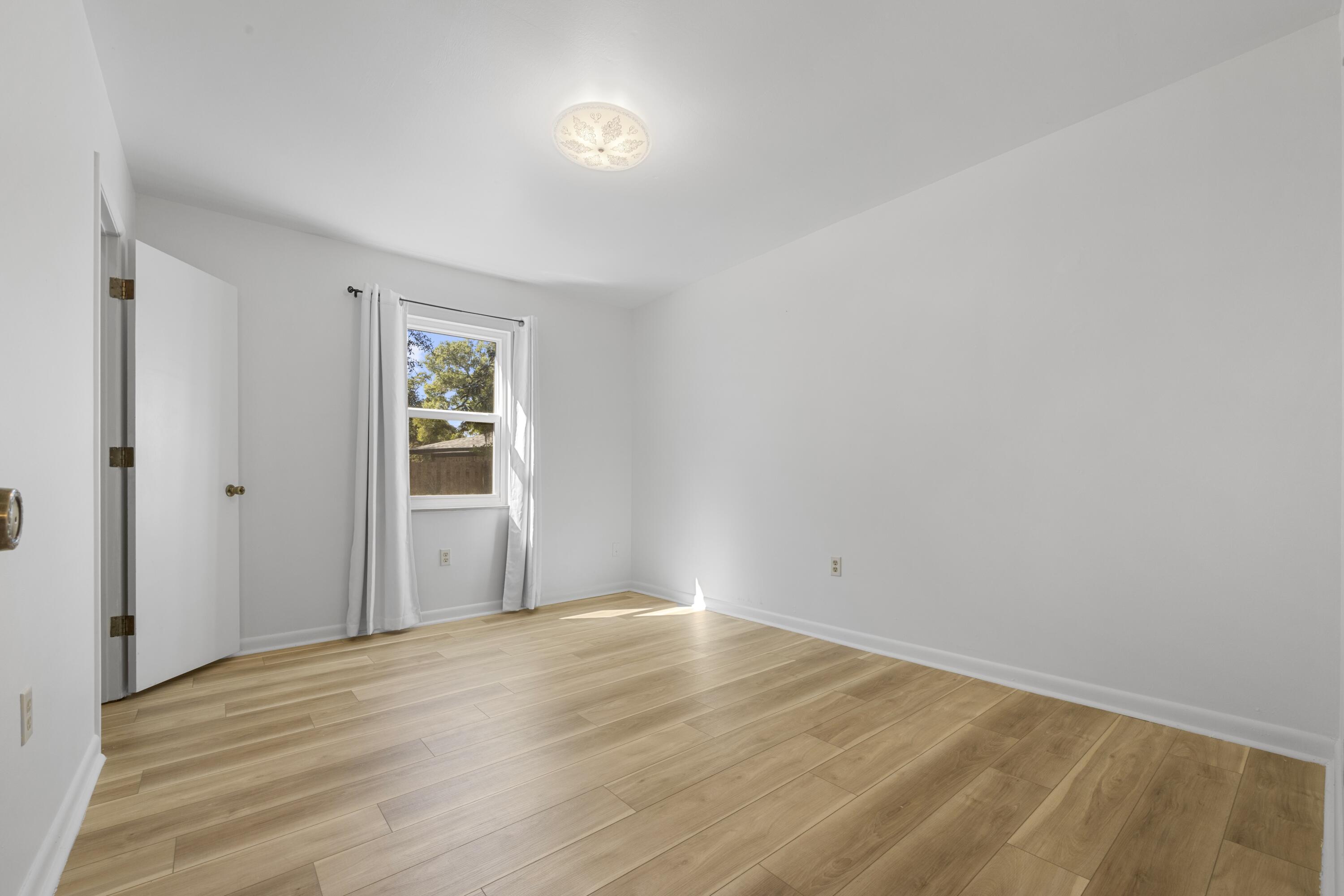 OVERBROOK - Residential