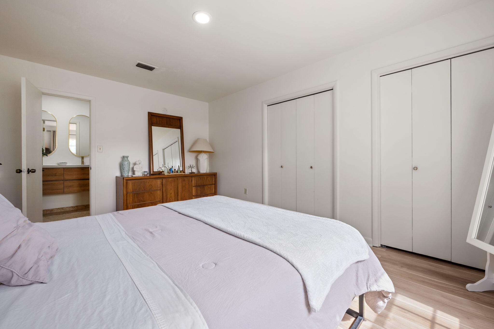 OVERBROOK - Residential