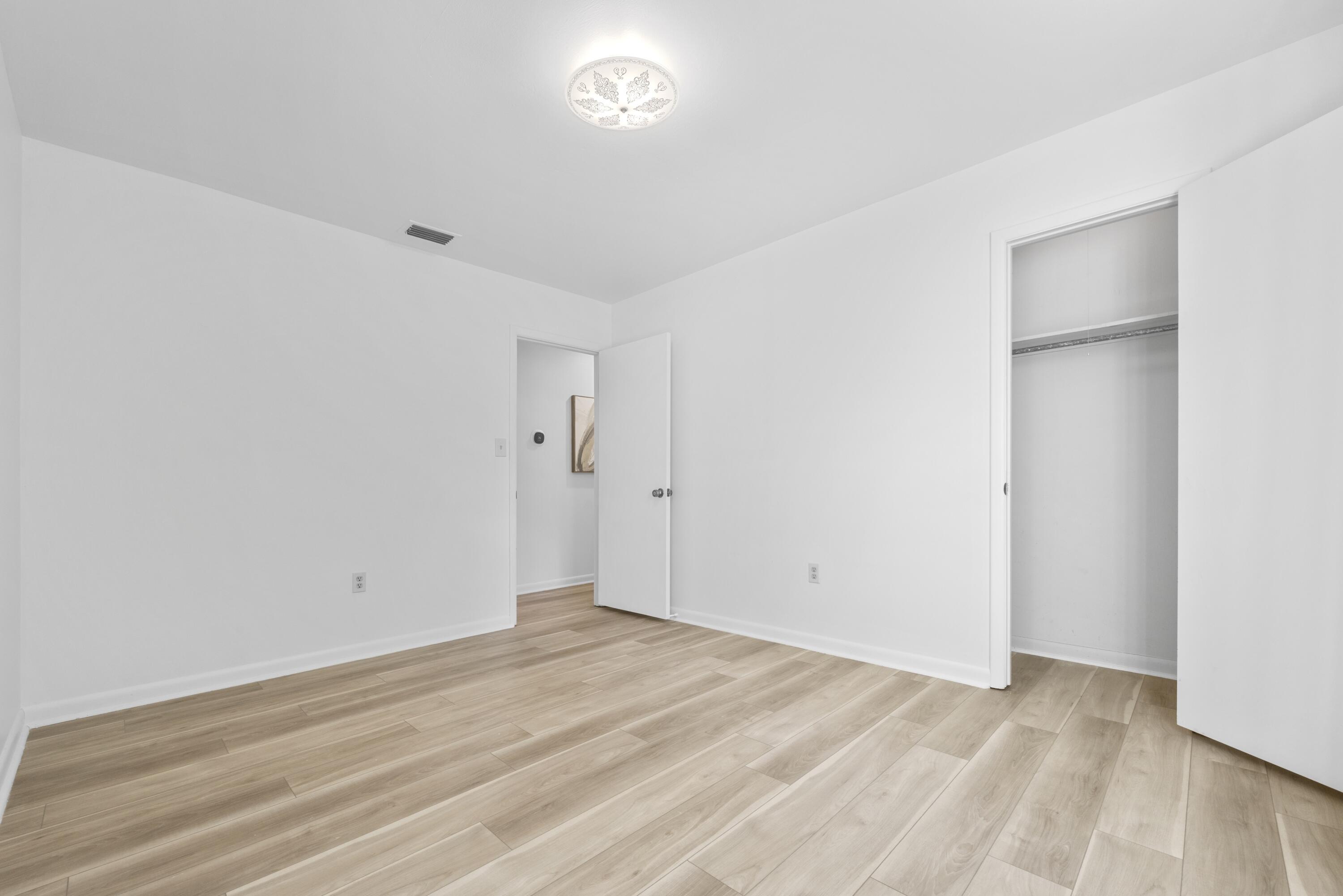 OVERBROOK - Residential