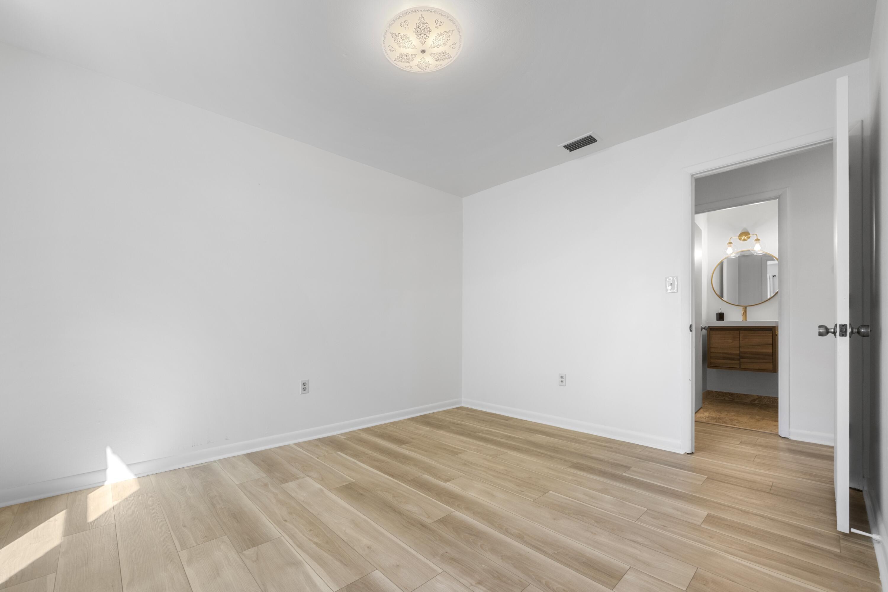 OVERBROOK - Residential
