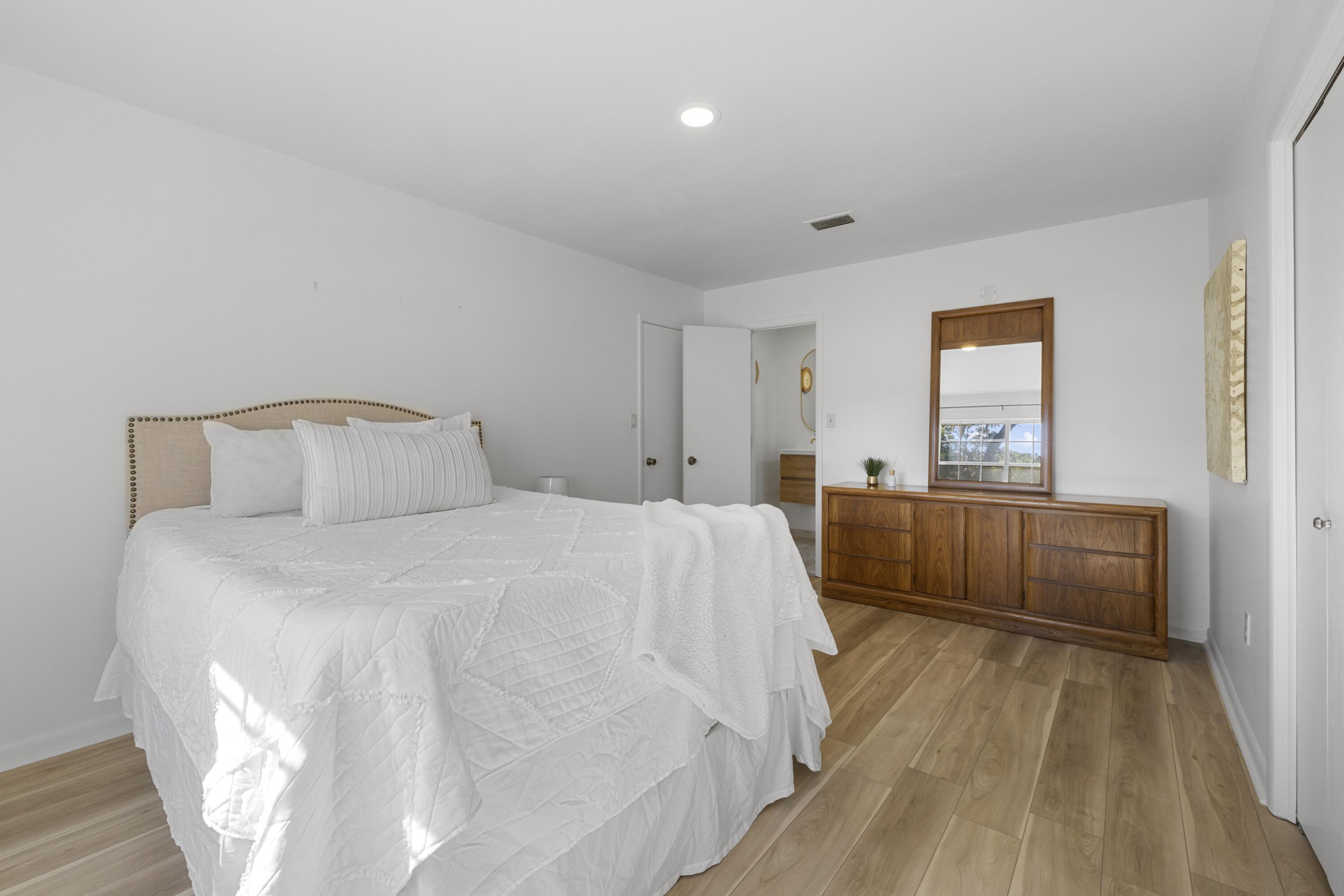 OVERBROOK - Residential