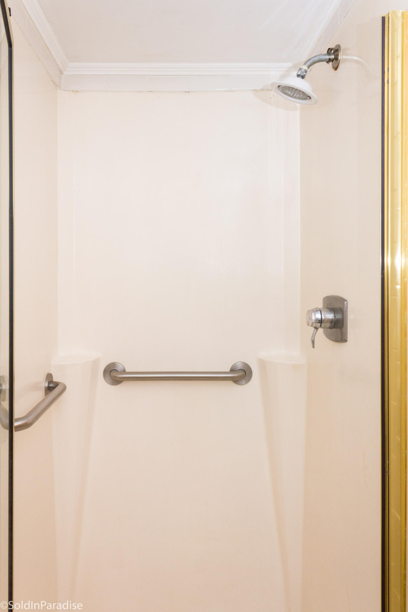 SEASCAPE CONDO GARDEN VILLA - Residential