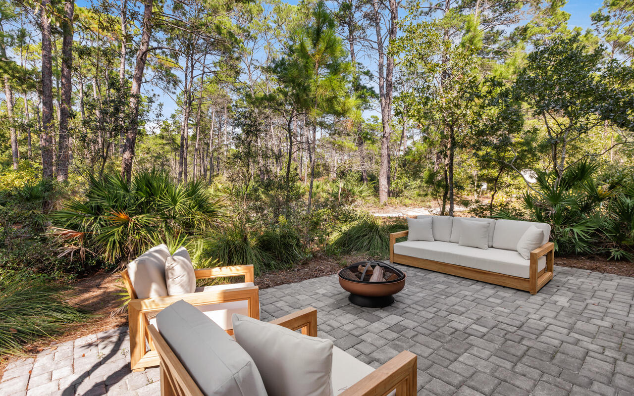 LAKESIDE AT BLUE MOUNTAIN BEACH - Residential