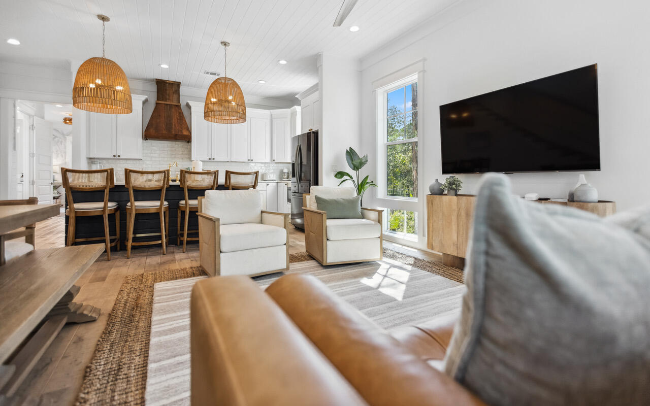 LAKESIDE AT BLUE MOUNTAIN BEACH - Residential