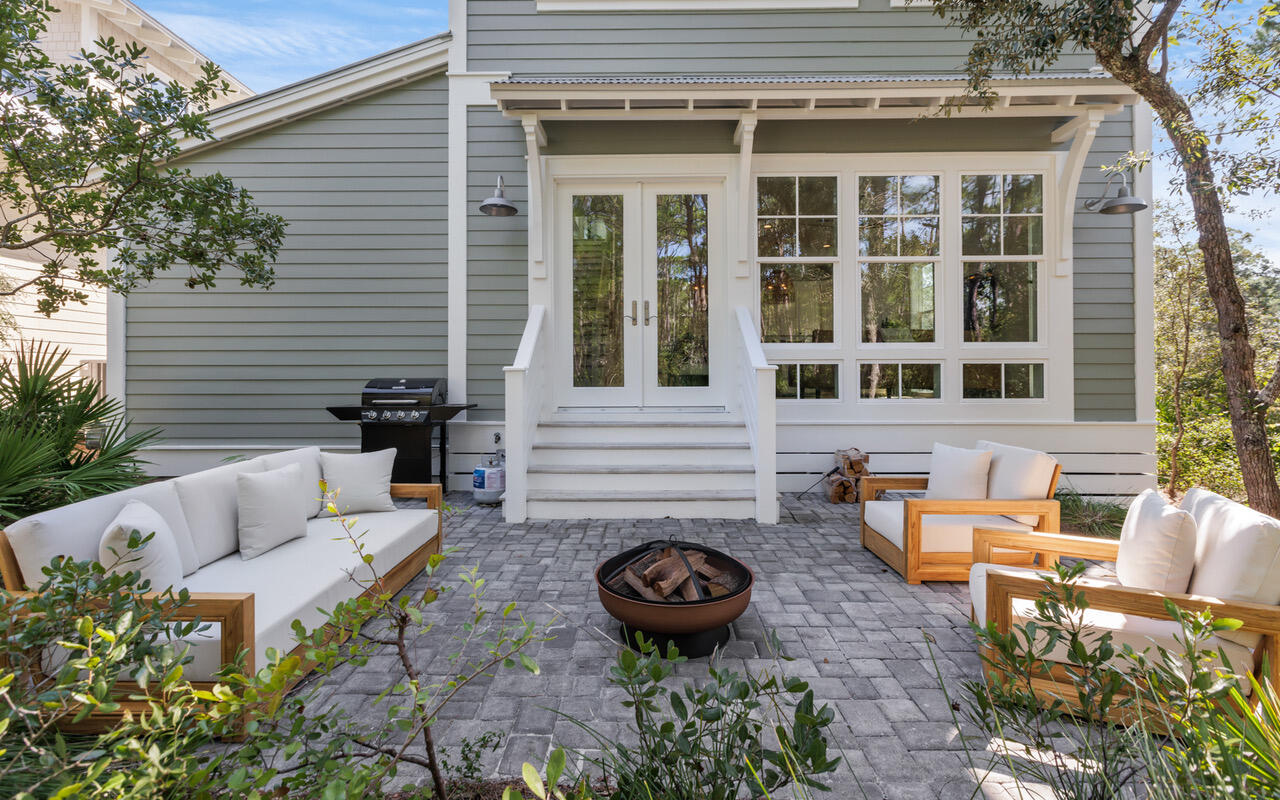LAKESIDE AT BLUE MOUNTAIN BEACH - Residential