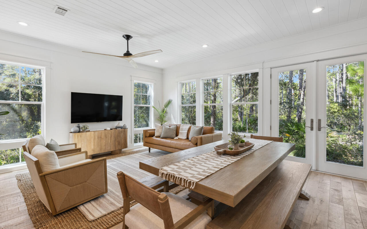 LAKESIDE AT BLUE MOUNTAIN BEACH - Residential