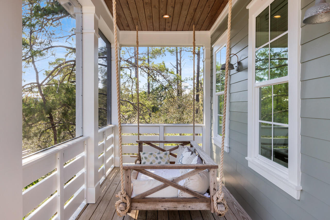 LAKESIDE AT BLUE MOUNTAIN BEACH - Residential