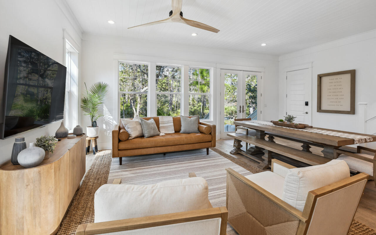 LAKESIDE AT BLUE MOUNTAIN BEACH - Residential