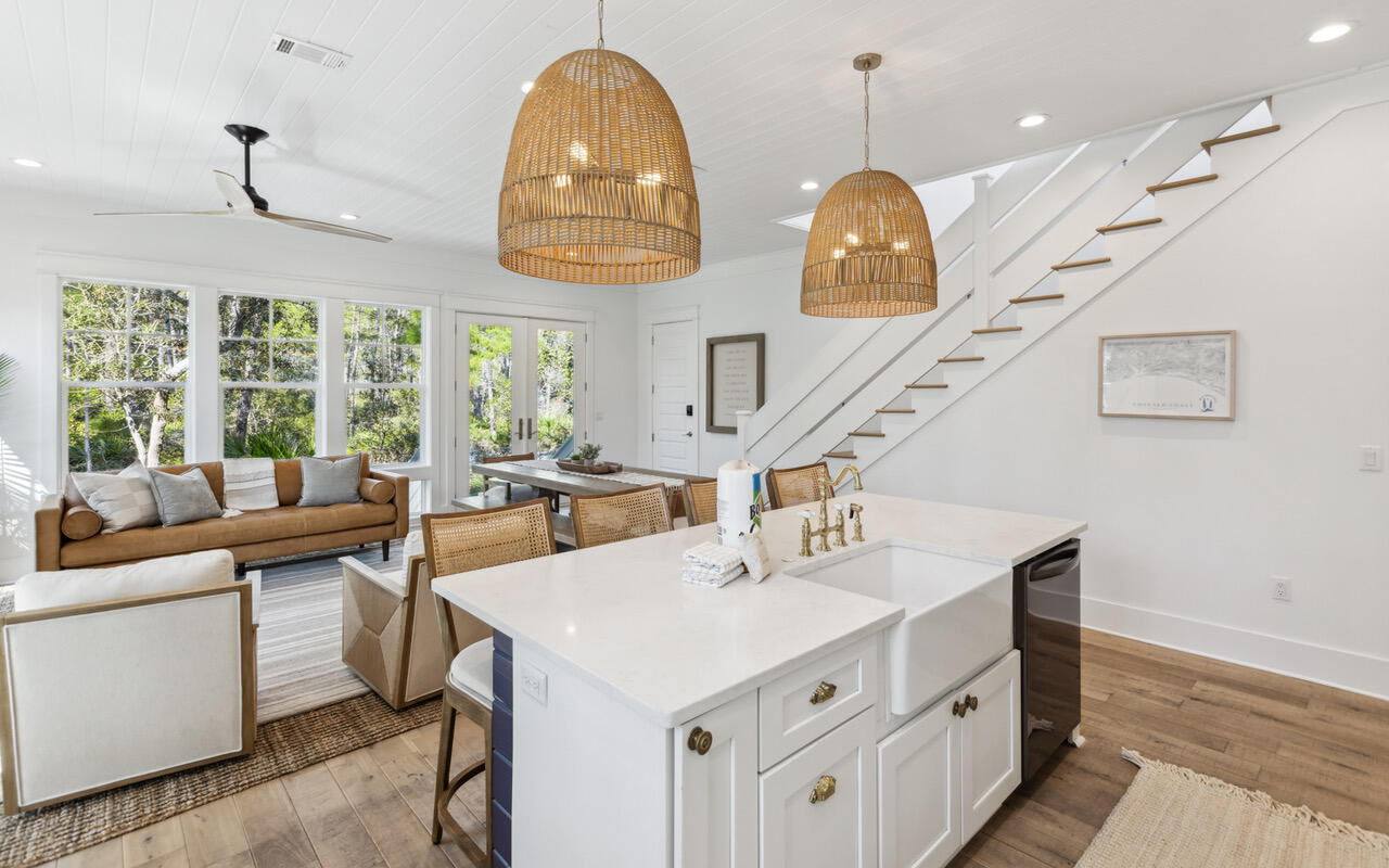 LAKESIDE AT BLUE MOUNTAIN BEACH - Residential