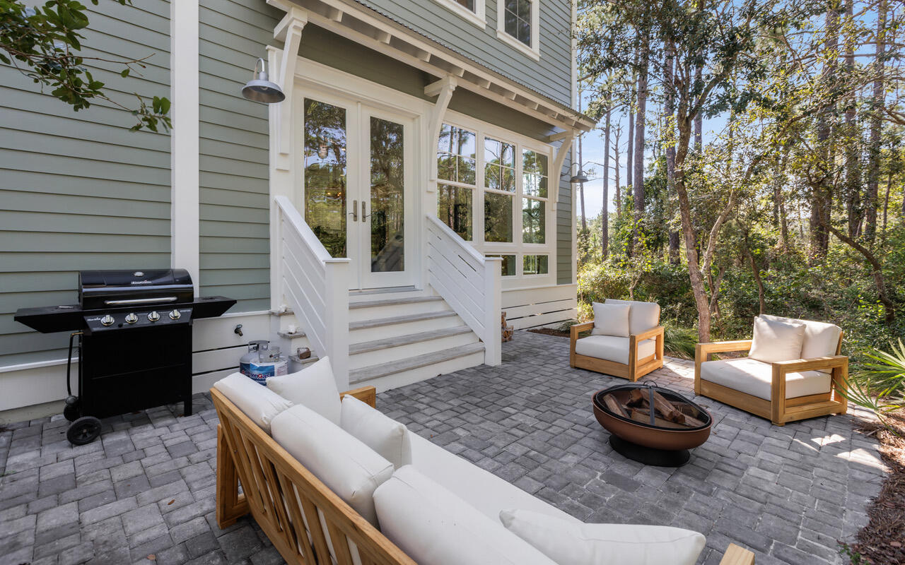 LAKESIDE AT BLUE MOUNTAIN BEACH - Residential