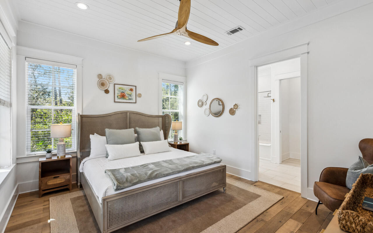 LAKESIDE AT BLUE MOUNTAIN BEACH - Residential