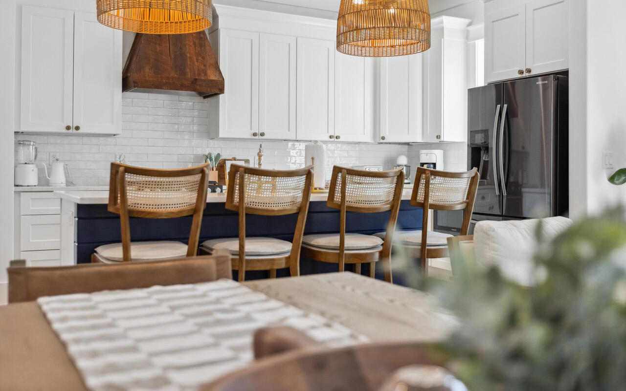 LAKESIDE AT BLUE MOUNTAIN BEACH - Residential