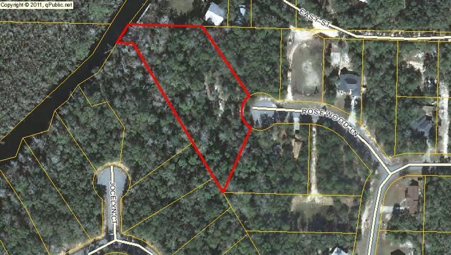 Bank Owned REO Lot In Magnolia Landing. This Is Your Opportunity To Own A Large Lot In Freeport At A Superb Price. Lot Could Be Used As A Homesite Or Be Held For Investment. A Part Of This Lot Actually Has Frontage On Goodwin Creek. Lot Next To This Lot, Lot 5 Block C, Also For Sale. The Time To Buy A Freeport Property Is Now. Call Today To Make This Lot Yours!