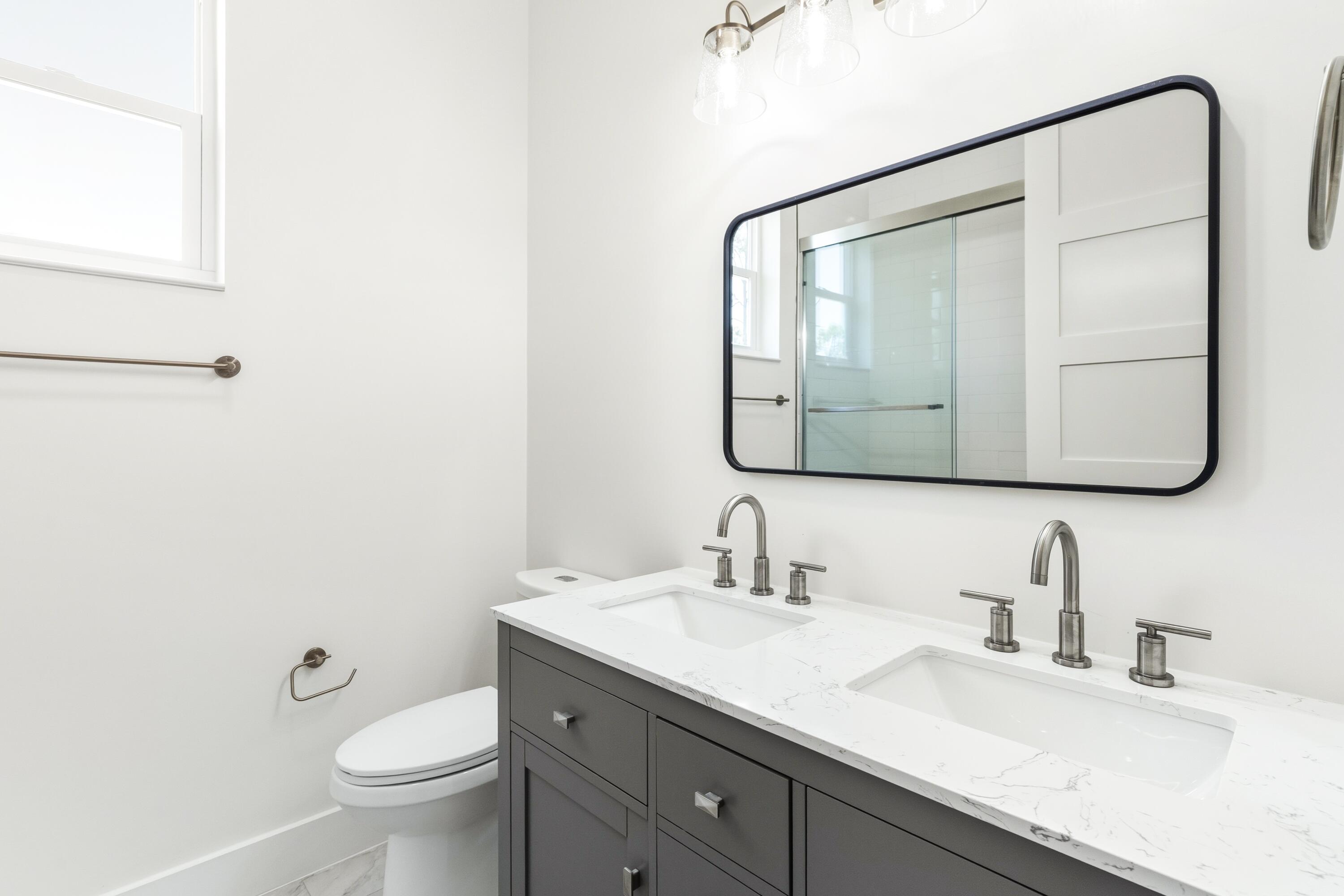 219 Loral Rd - Residential