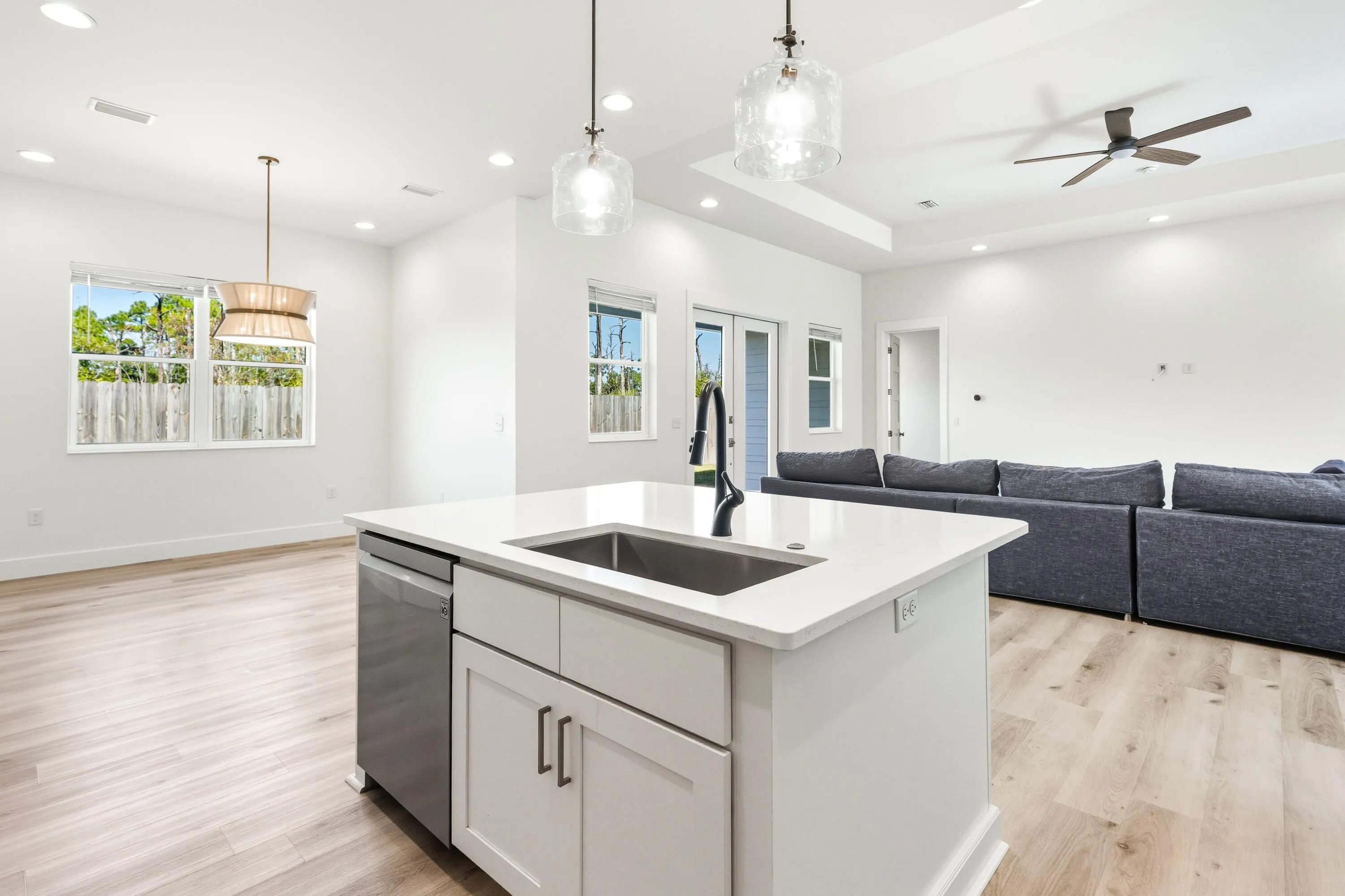 Santa Rosa Beach, Florida 32459, United States, 4 Bedrooms Bedrooms, ,3 BathroomsBathrooms,Residential,Active,230212