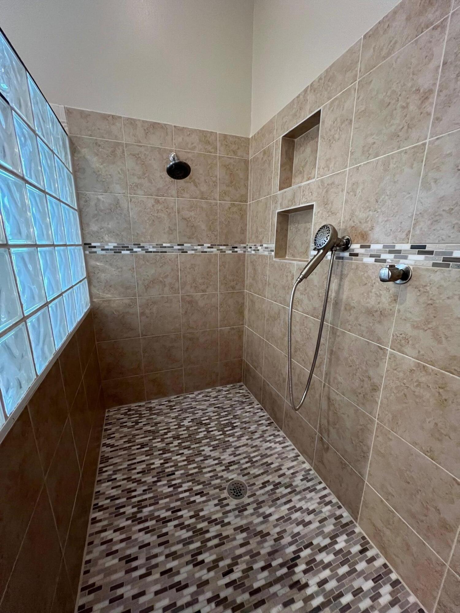 Whisperwood Estates - Residential Lease