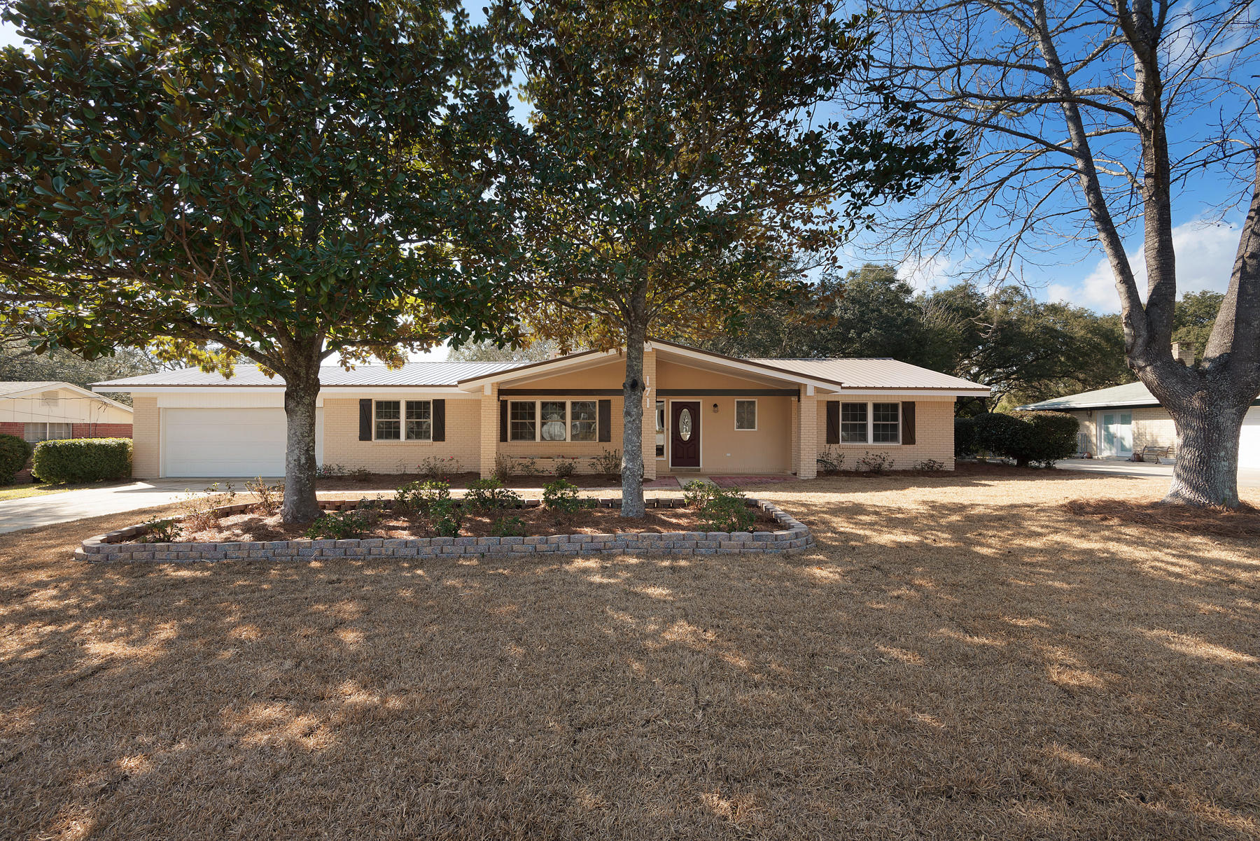 LAKE LORRAINE ESTATES 1 - Residential