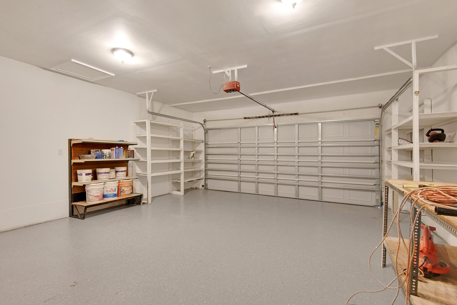 LAKE LORRAINE ESTATES 1 - Residential