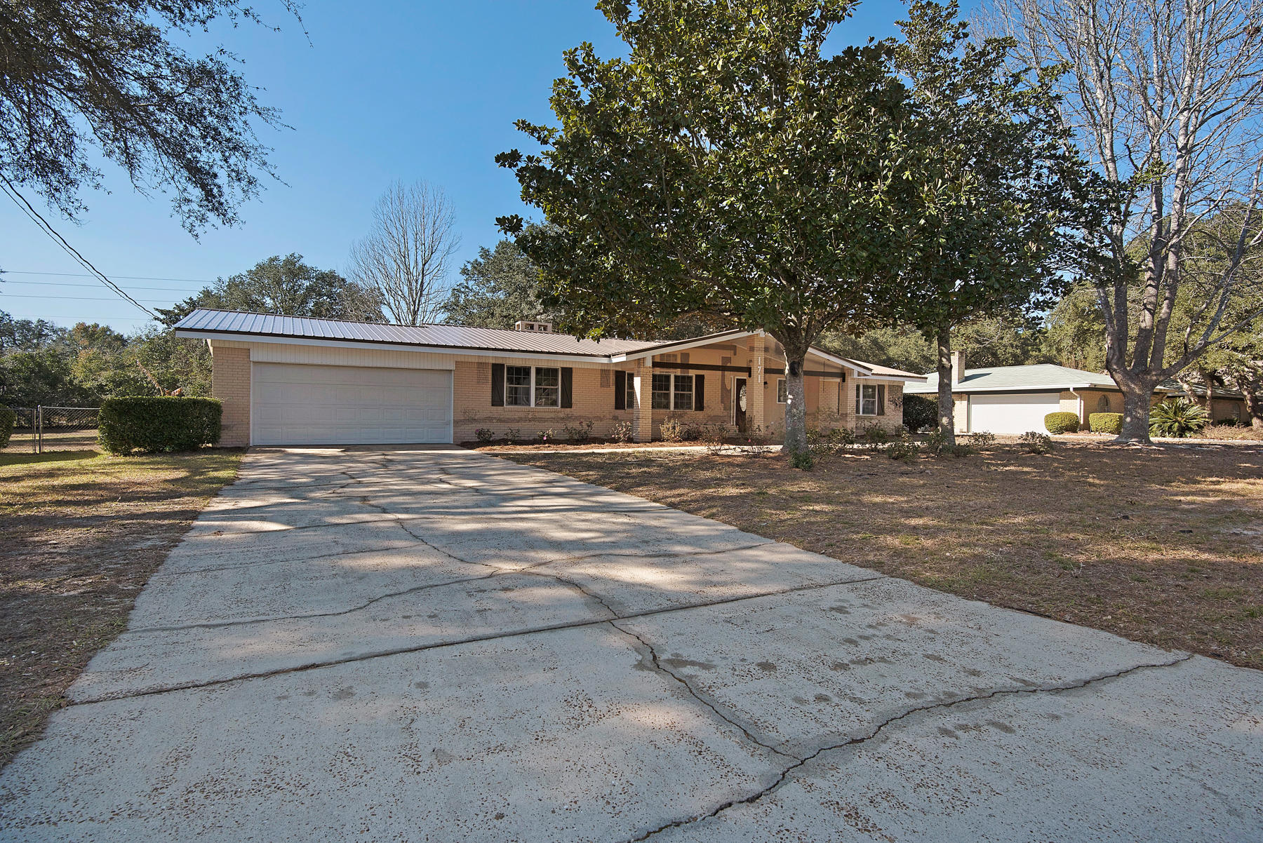 LAKE LORRAINE ESTATES 1 - Residential