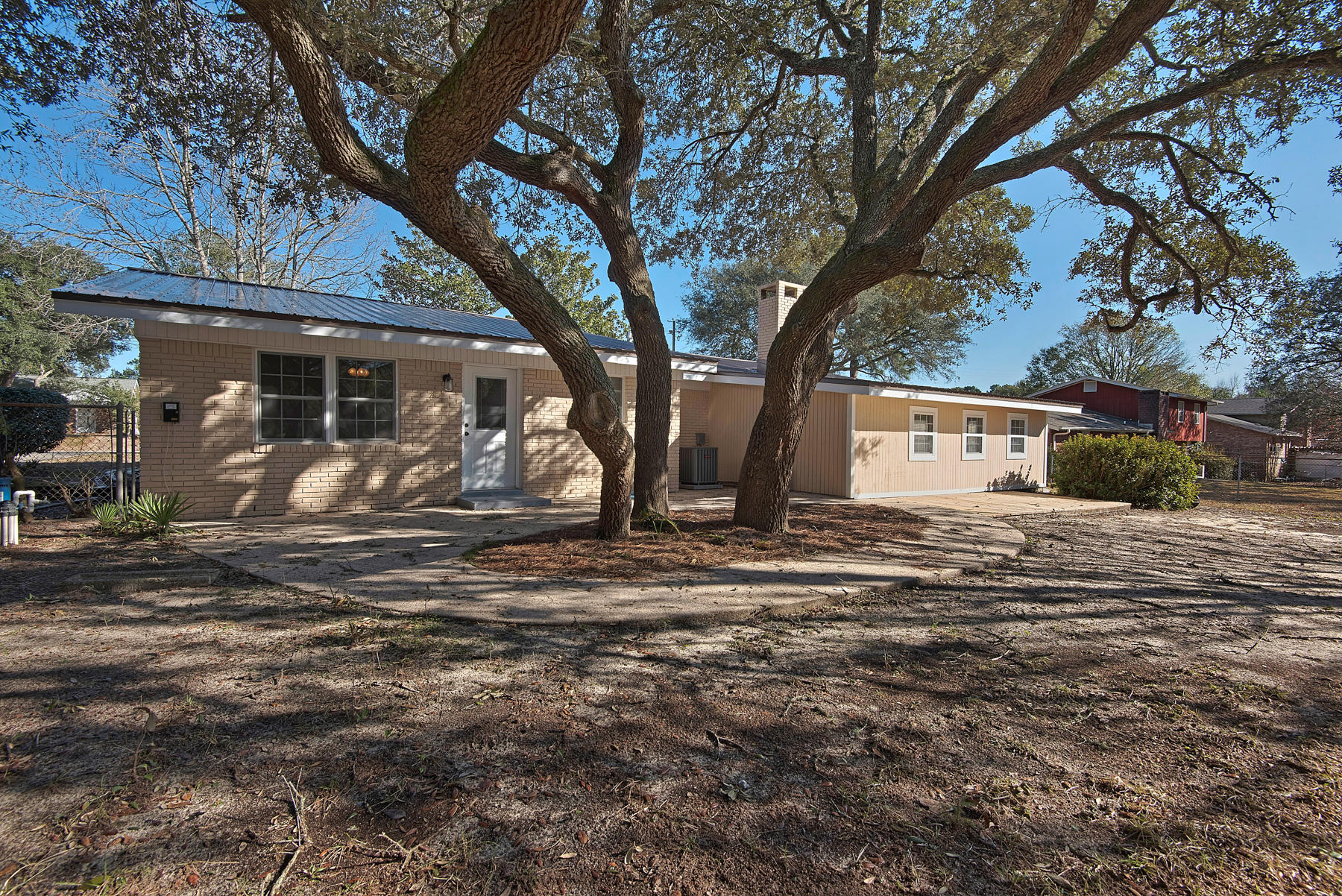 LAKE LORRAINE ESTATES 1 - Residential