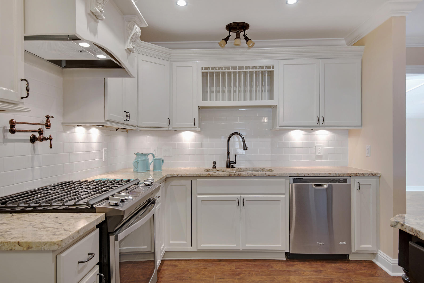 LAKE LORRAINE ESTATES 1 - Residential