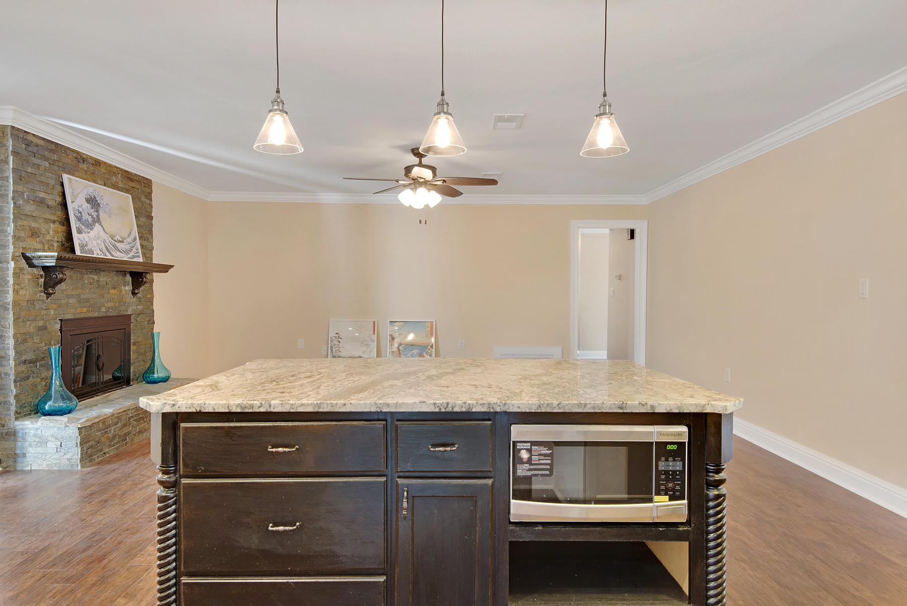 LAKE LORRAINE ESTATES 1 - Residential