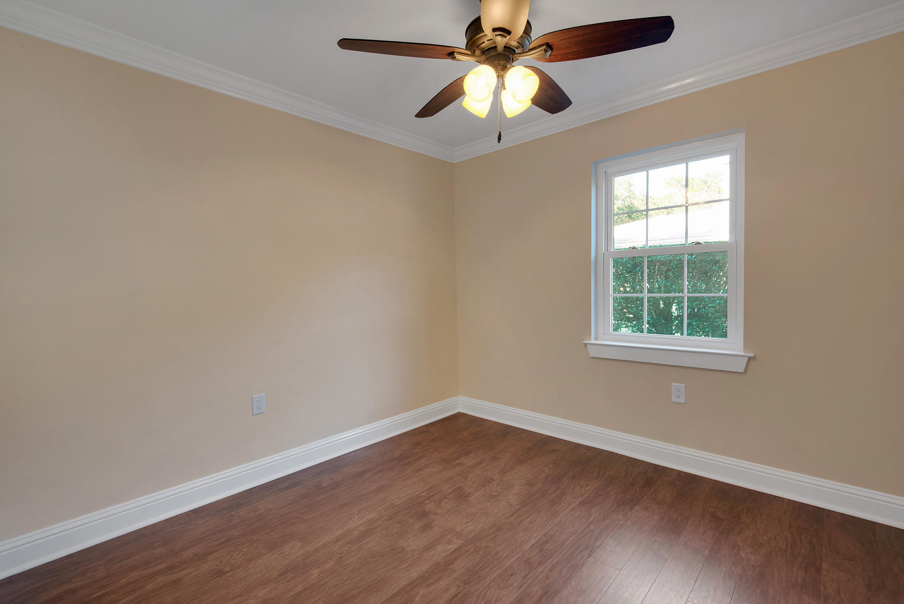 LAKE LORRAINE ESTATES 1 - Residential