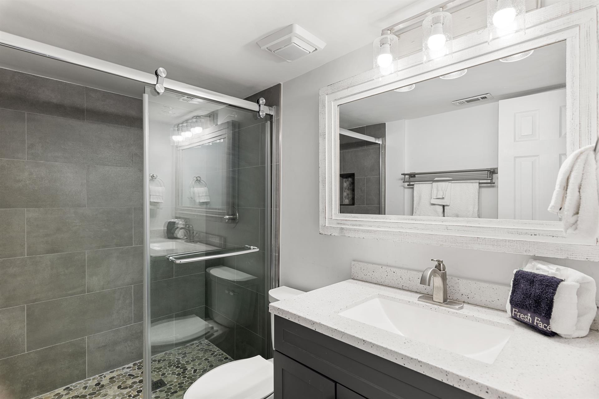 SEASCAPE CONDO GARDEN VILLA - Residential