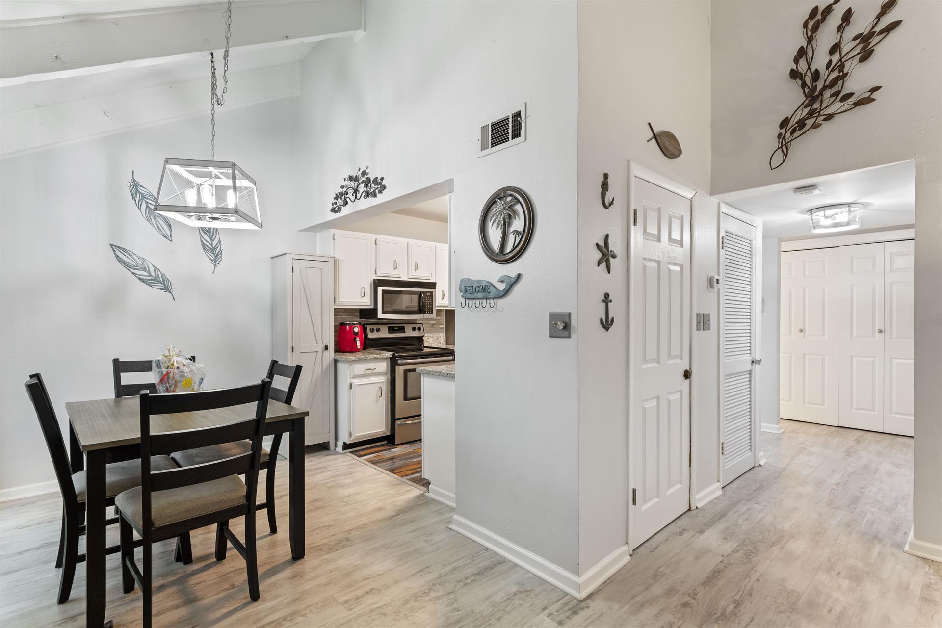 SEASCAPE CONDO GARDEN VILLA - Residential