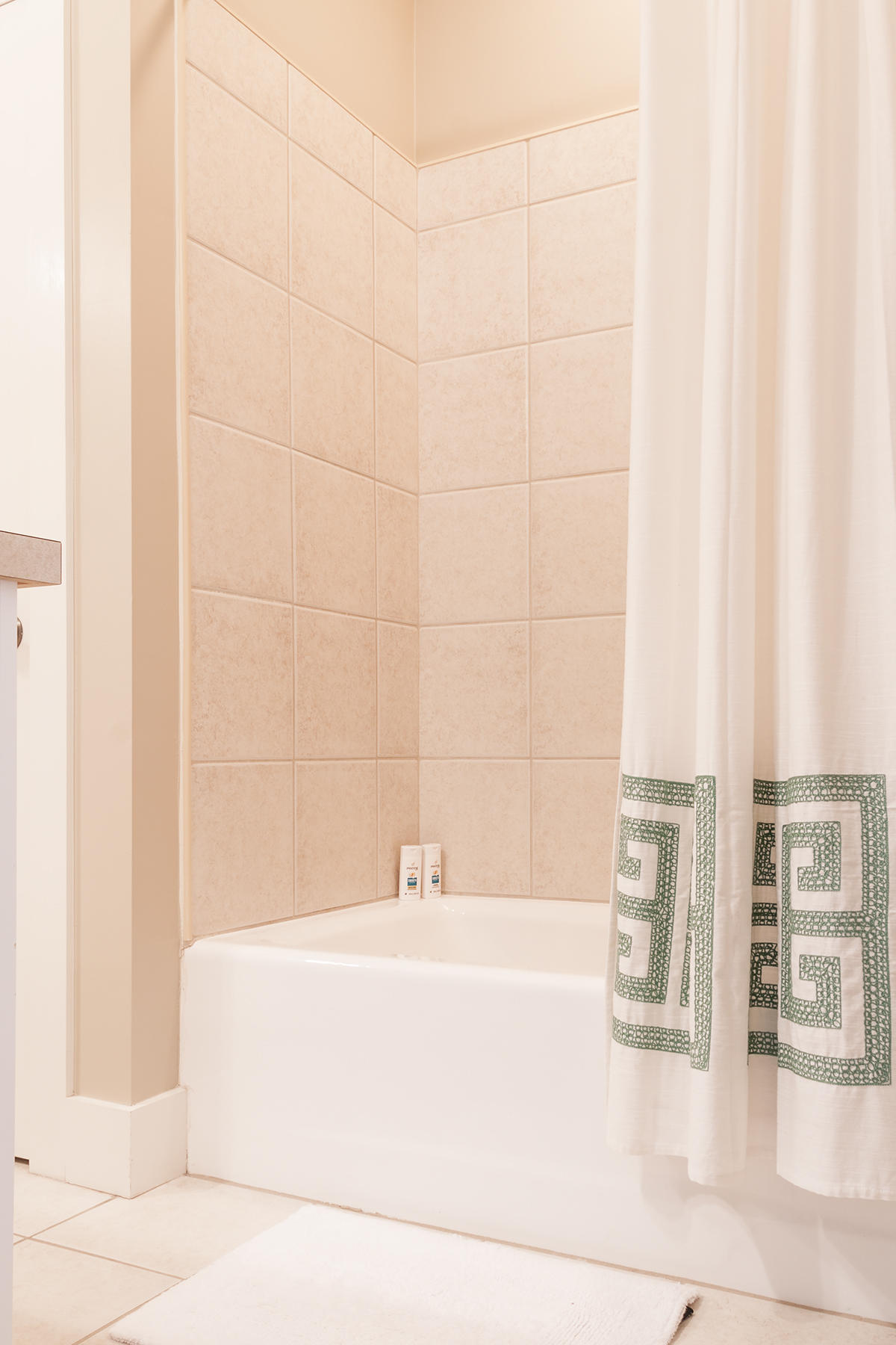 GROVE BY THE SEA 1ST ADD - Residential