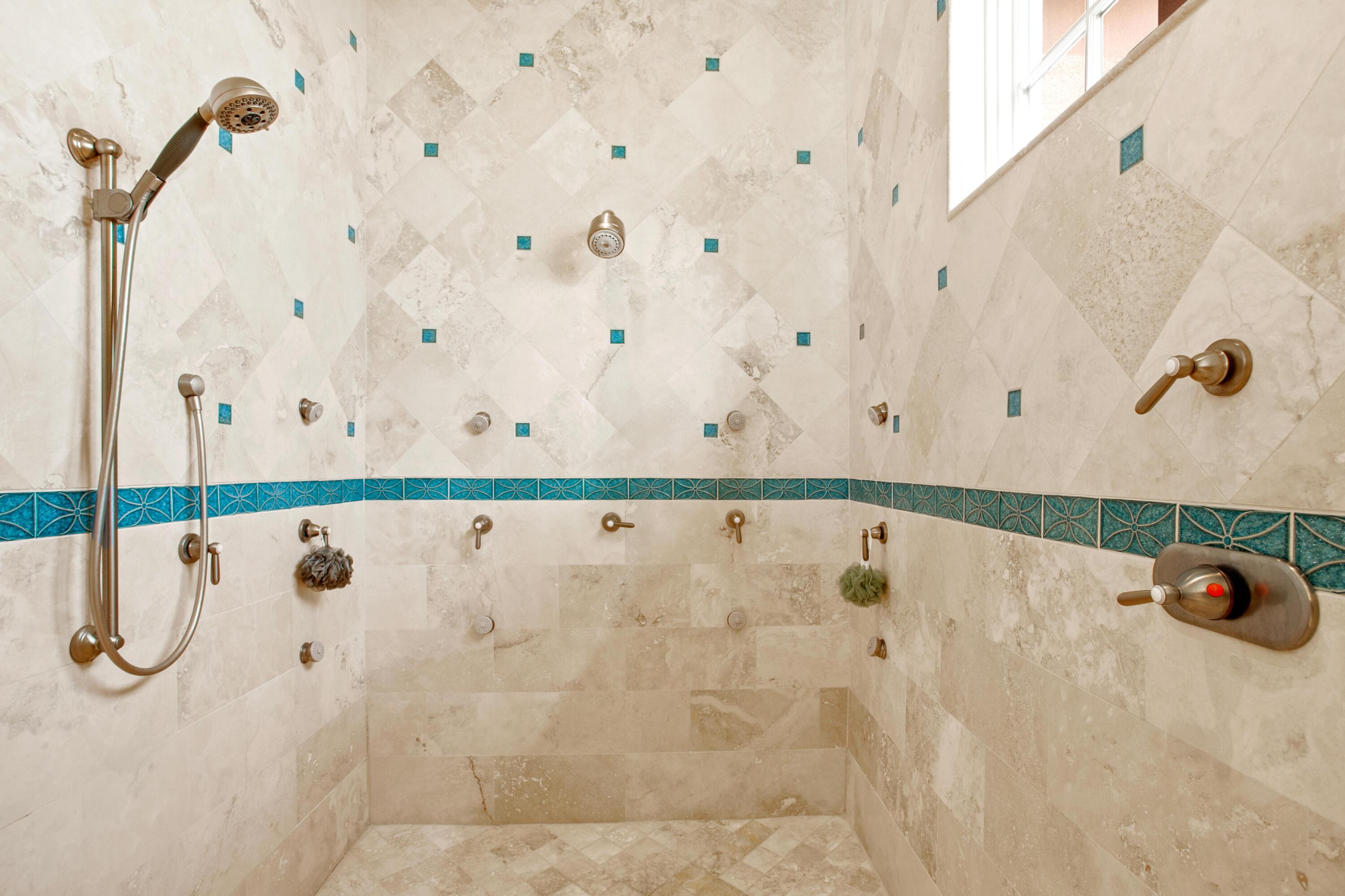 BURNT PINE - Residential