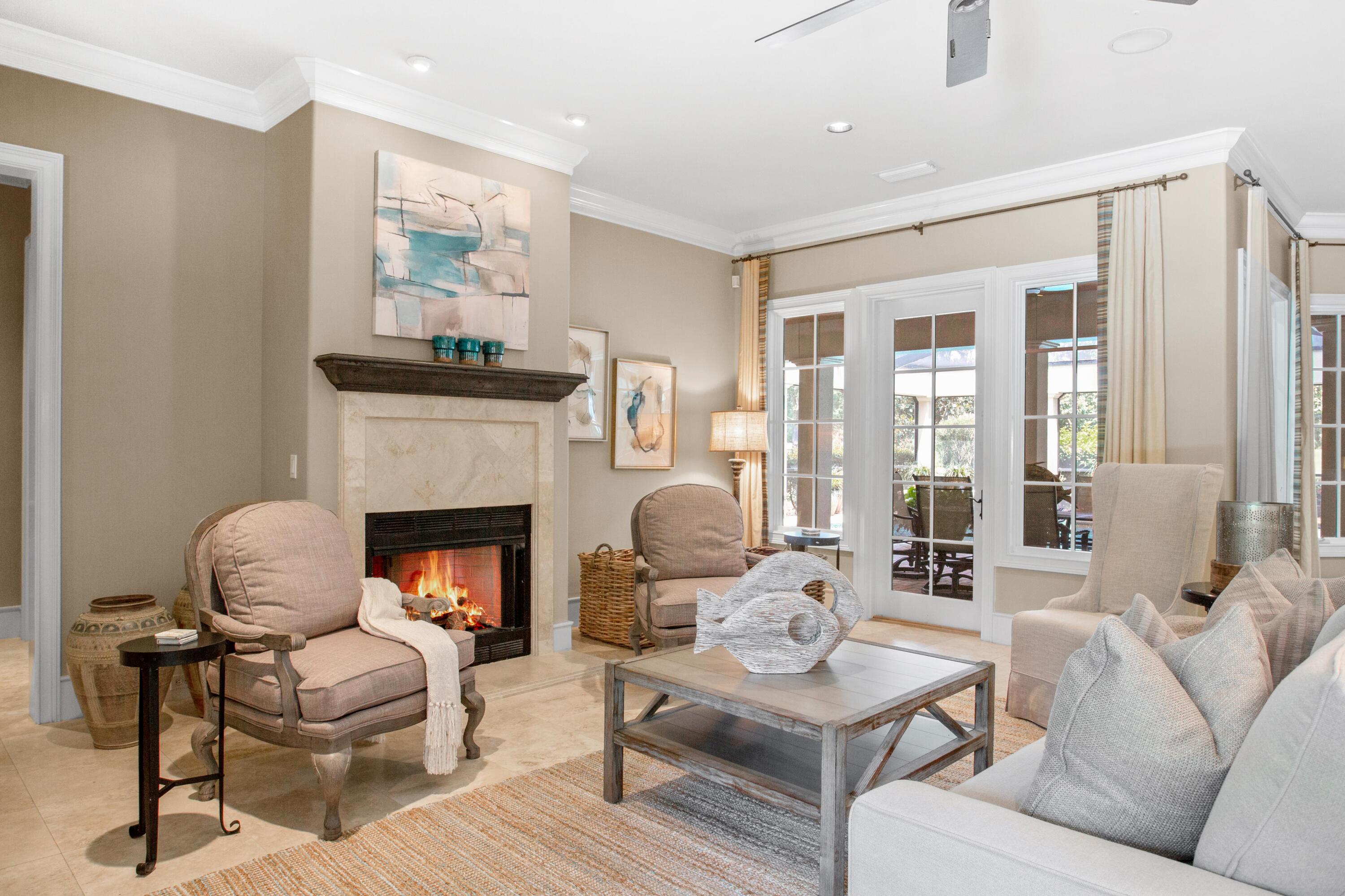 BURNT PINE - Residential