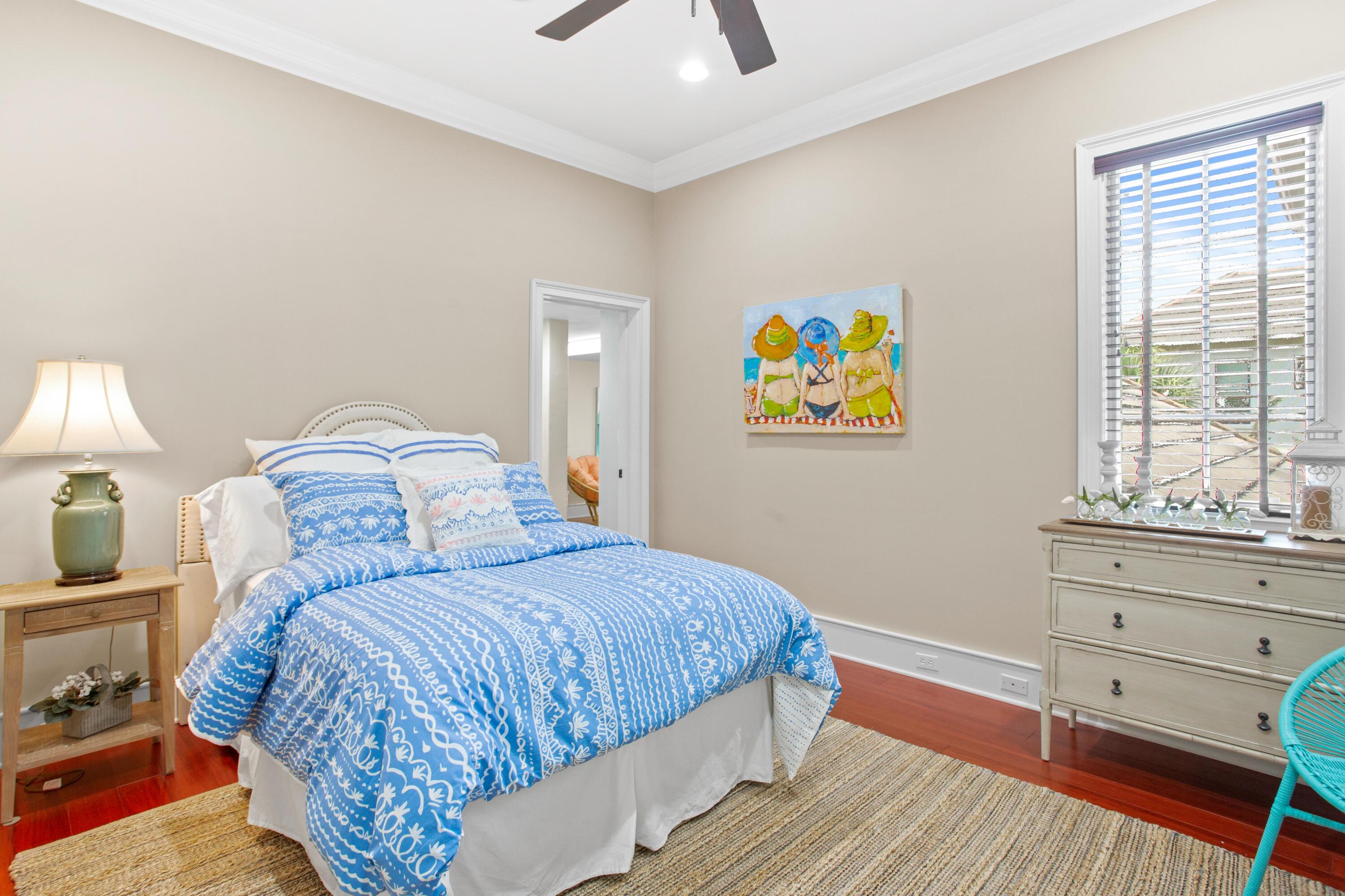 BURNT PINE - Residential